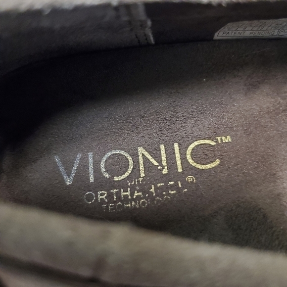 Vionic Orthaheel Petaluma Oak Taupe Suede Leather Kiltie Moc Toe Driving Loafers - Picture 9 of 10